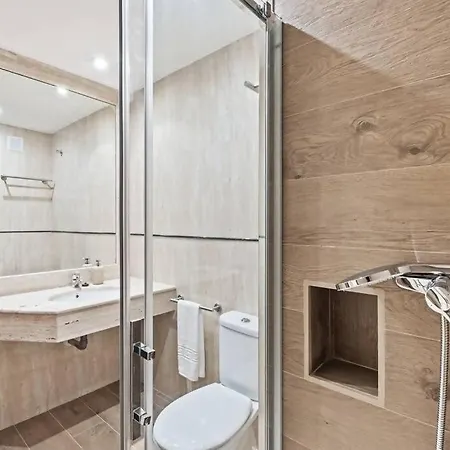 Piso En Atarazanas Apartment Malaga Exterior photo